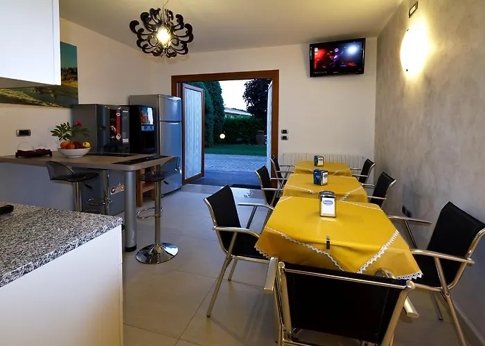 Ca' Del Faro 比比翁